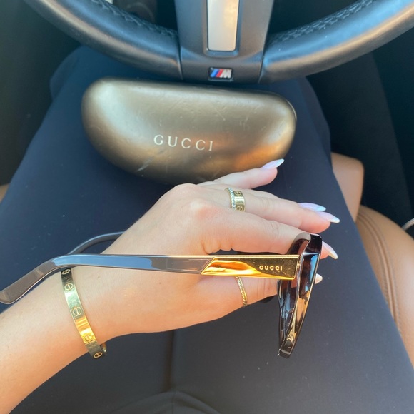 GUCCI SUNGLASSES - Picture 13 of 14